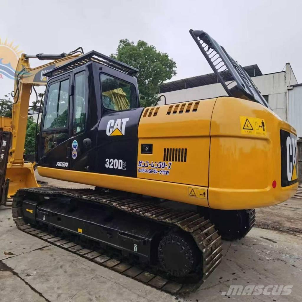 CAT 320d2 Paletli ekskavatörler