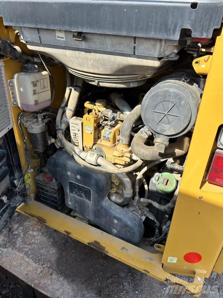 CAT 262 D Skid steer loderler