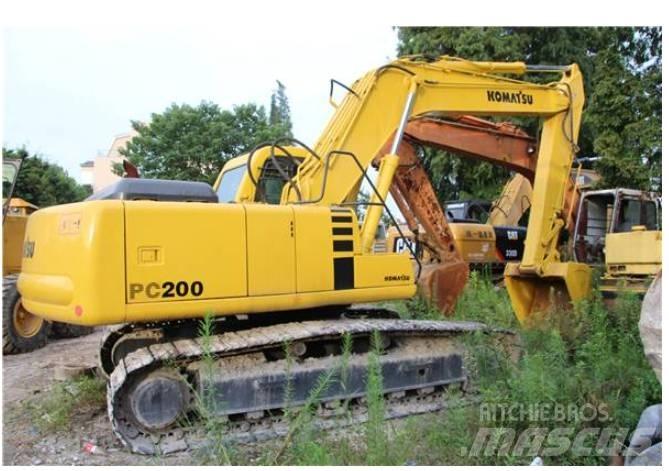Komatsu PC 200-6 Paletli ekskavatörler