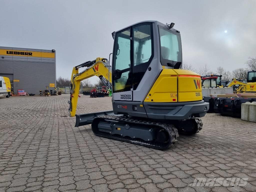 Wacker Neuson ET 42 Paletli ekskavatörler