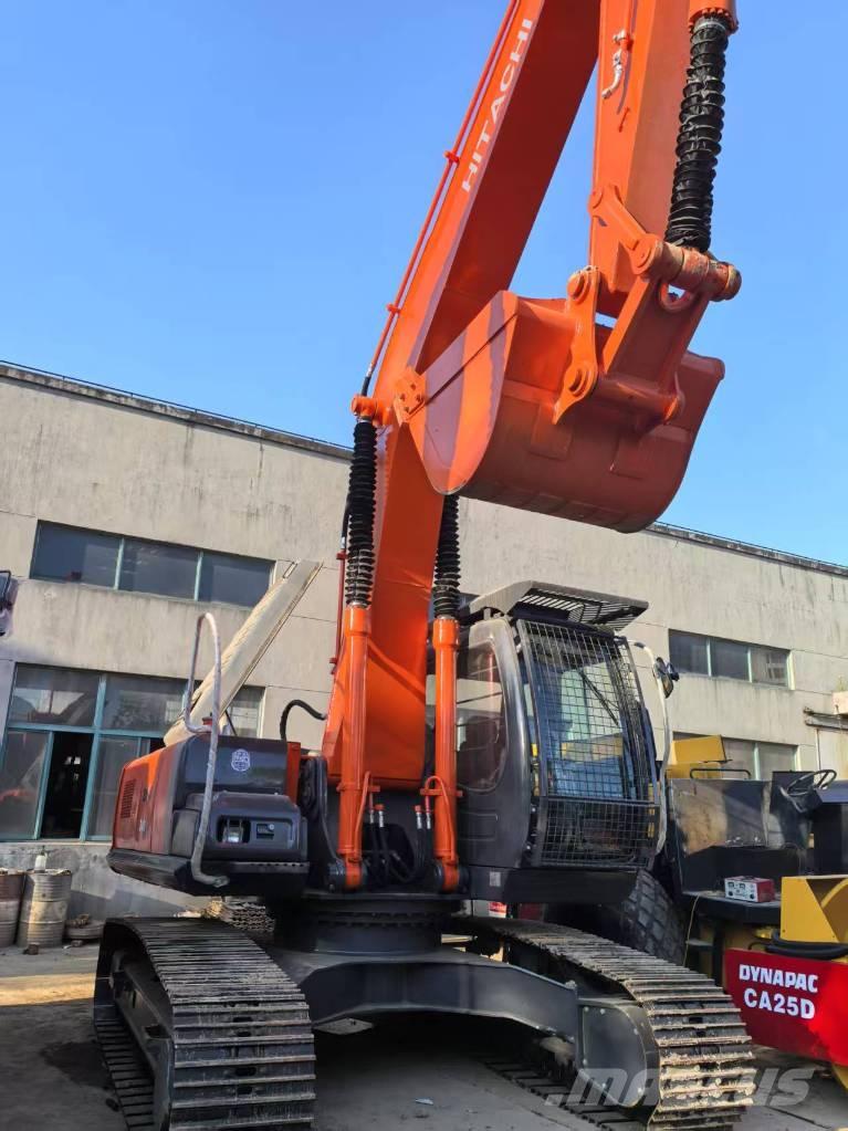 Hitachi ZX 240 HG Paletli ekskavatörler