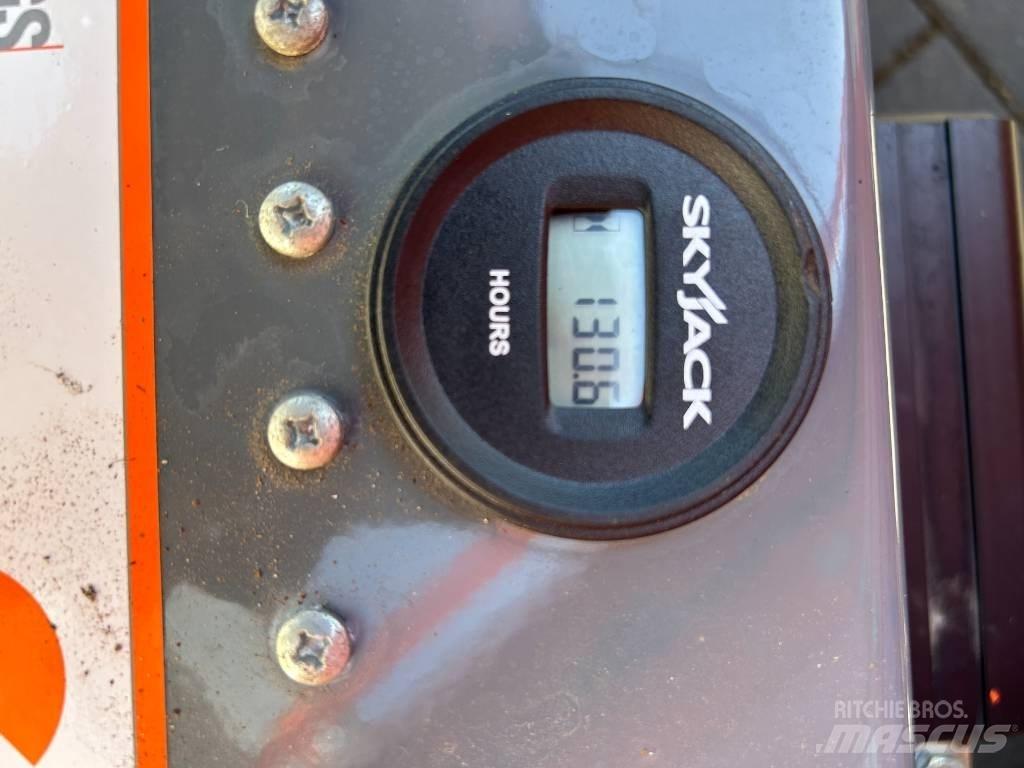 SkyJack SJ III 4632 Makasli platformlar