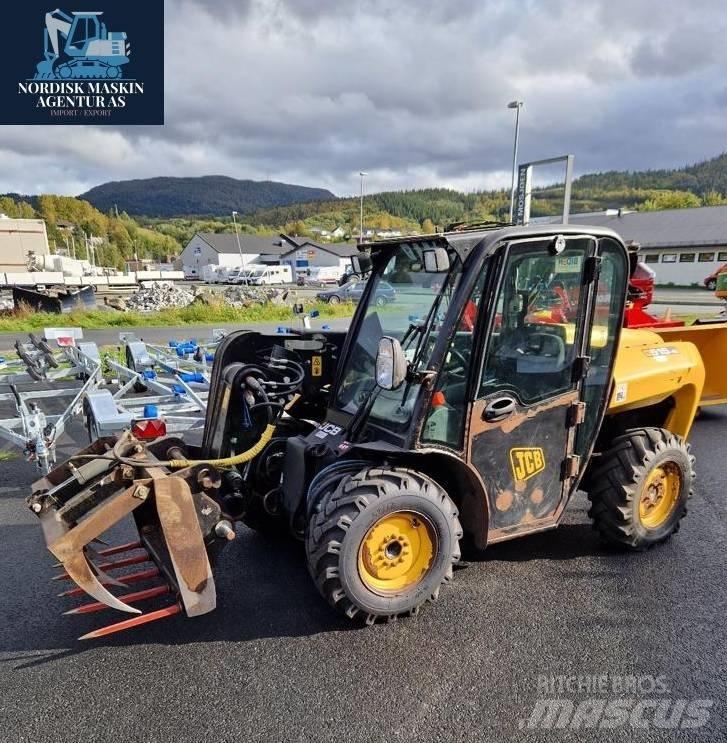 JCB 515-40 Tarimsal teleskopik yükleyiciler