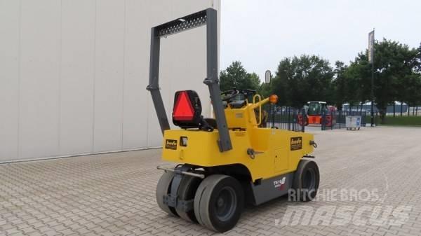 Sakai TS 160 Pnömatik lastikli silindirler