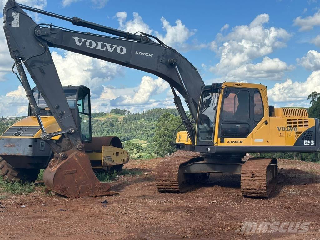Volvo EC 210 B Paletli ekskavatörler
