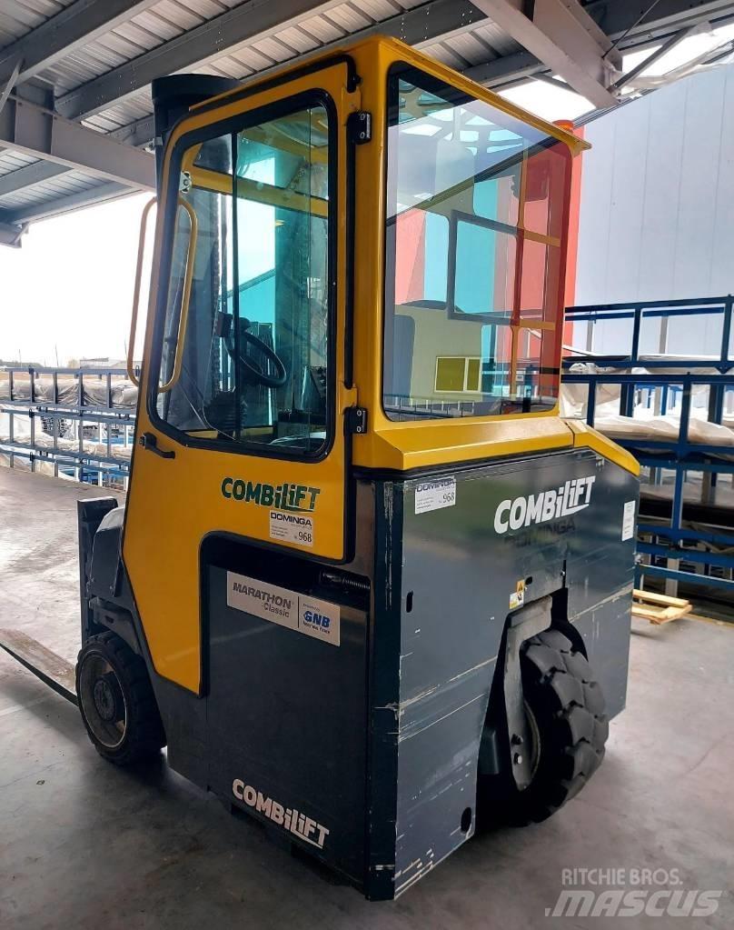Combilift CBE4 4 yönlü reach truck