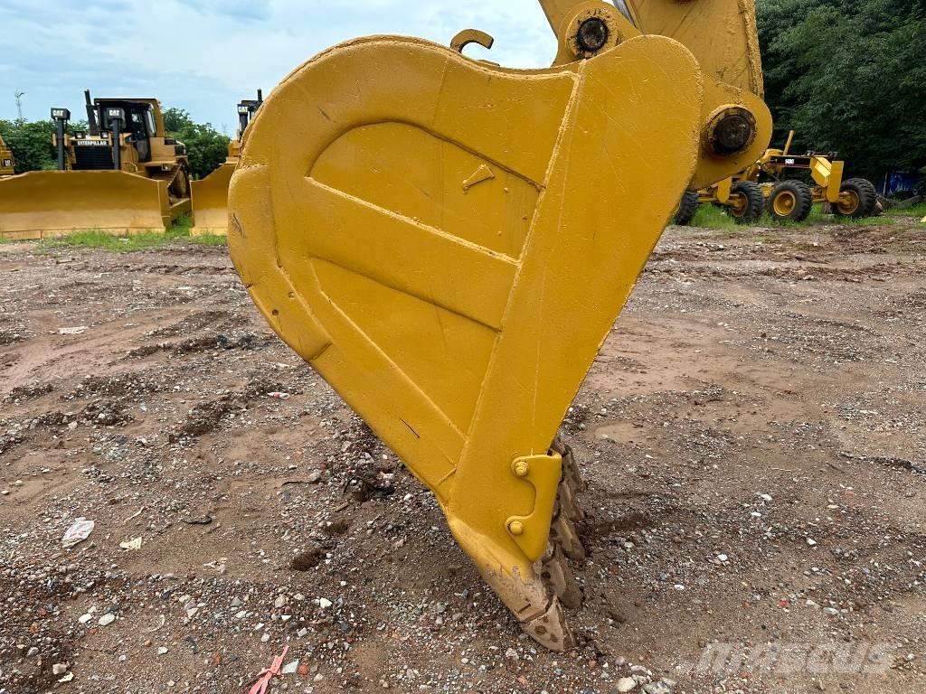 CAT 330 C L Paletli ekskavatörler