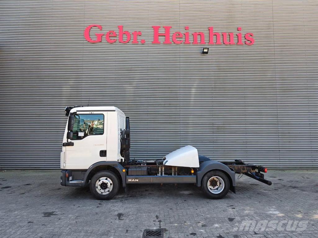 MAN TGL 8.220 4x2 Çekiciler