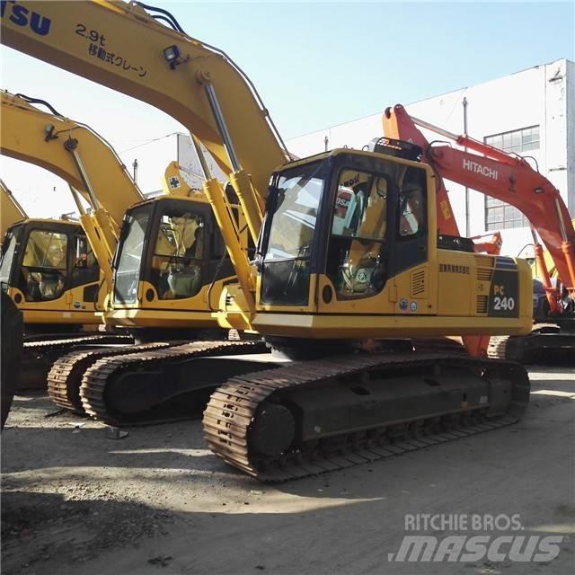 Komatsu PC 240 Paletli ekskavatörler