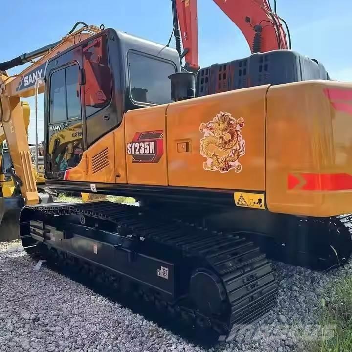 Sany SY 235 H Paletli ekskavatörler