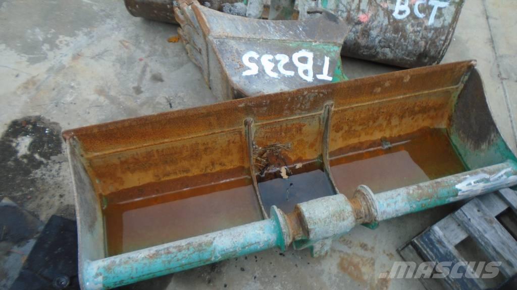 Takeuchi TB 235 Mini ekskavatörler, 7 tona dek