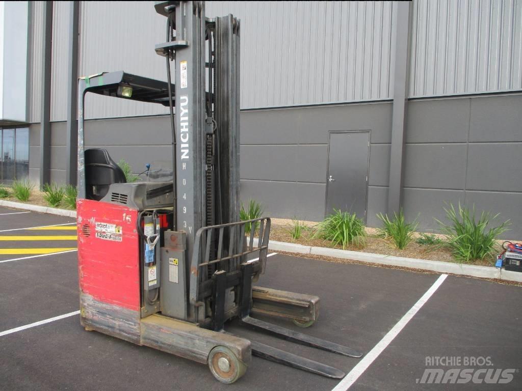 Nichiyu FBRF16-75B Reach truck - depo içi istif araçları