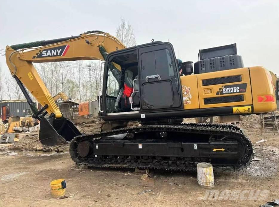 Sany SY 235 C Paletli ekskavatörler