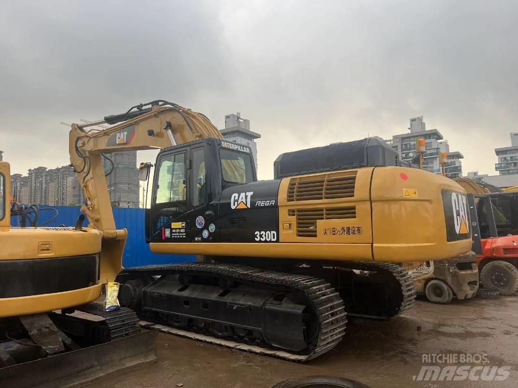 CAT 330 D Paletli ekskavatörler