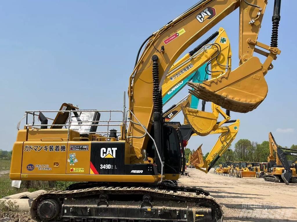 CAT 349 D Paletli ekskavatörler