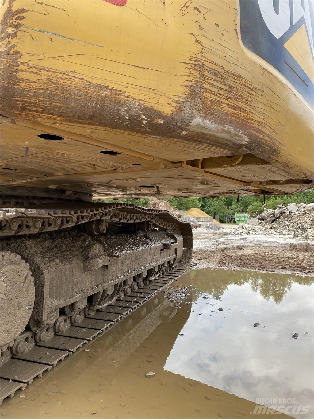 CAT 326 FLN Paletli ekskavatörler
