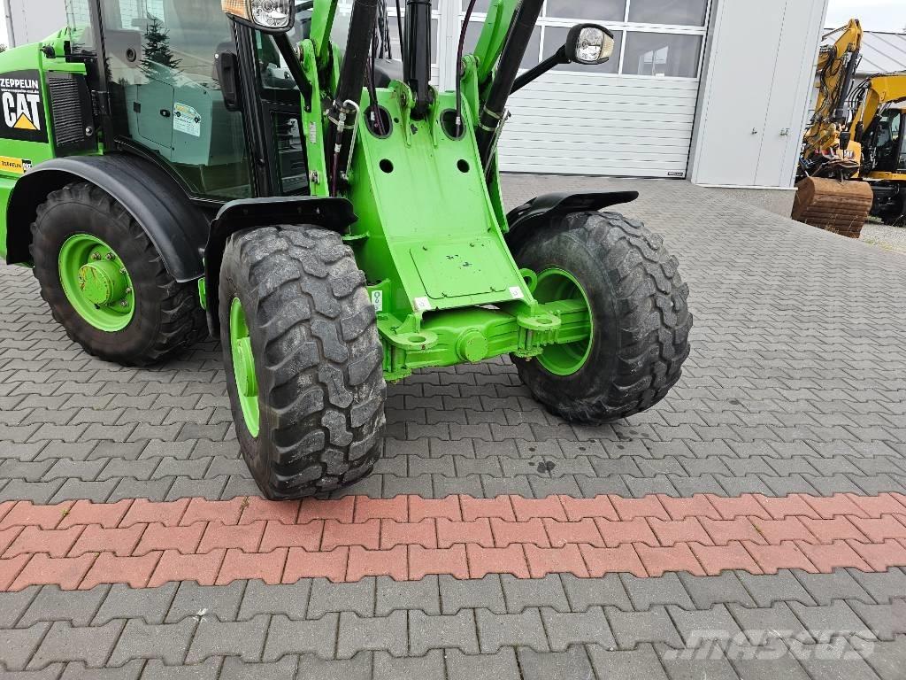 CAT 906 M Tekerlekli yükleyiciler