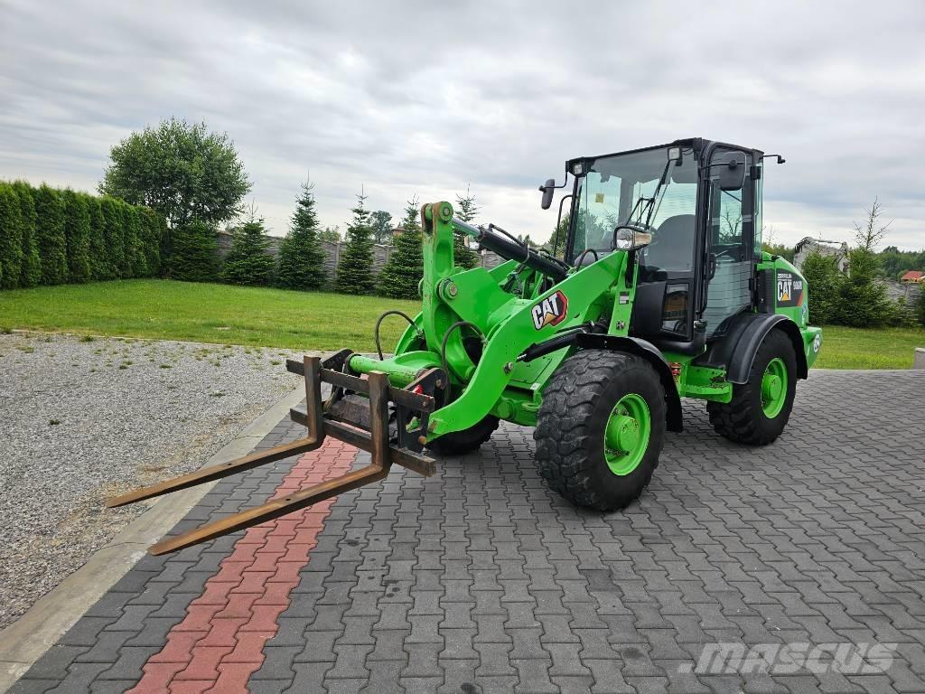 CAT 906 M Tekerlekli yükleyiciler