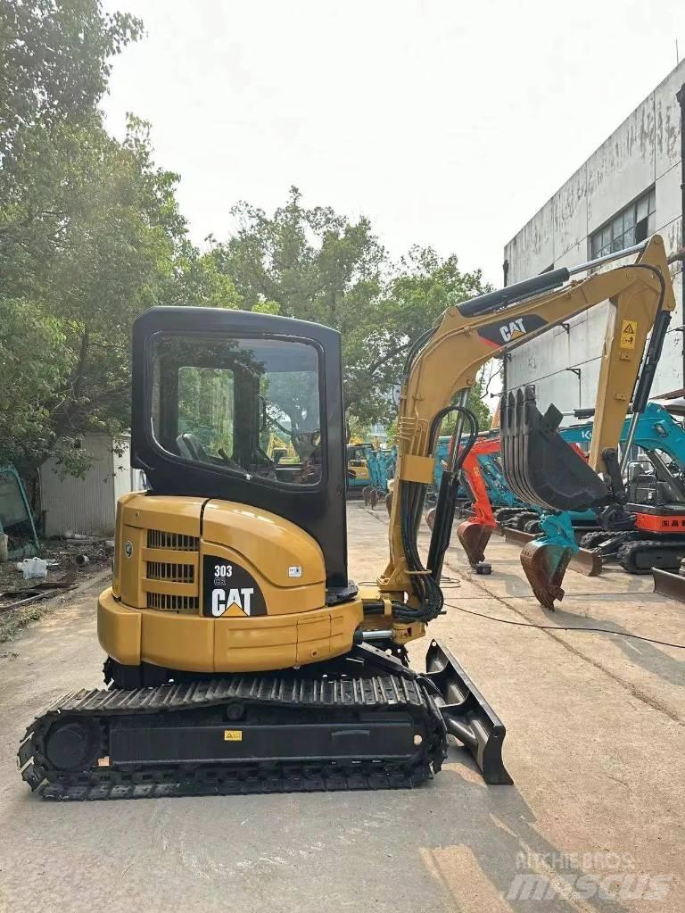 CAT 303 CR Mini ekskavatörler, 7 tona dek