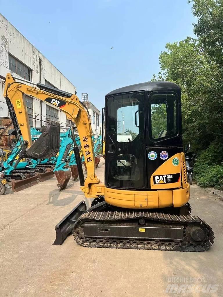 CAT 303 CR Mini ekskavatörler, 7 tona dek