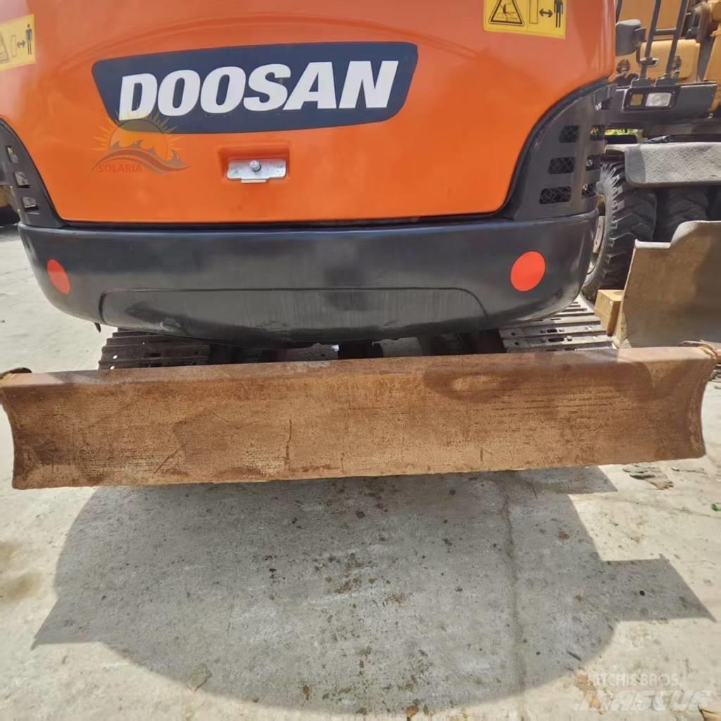 Doosan DH 60-7 Mini ekskavatörler, 7 tona dek