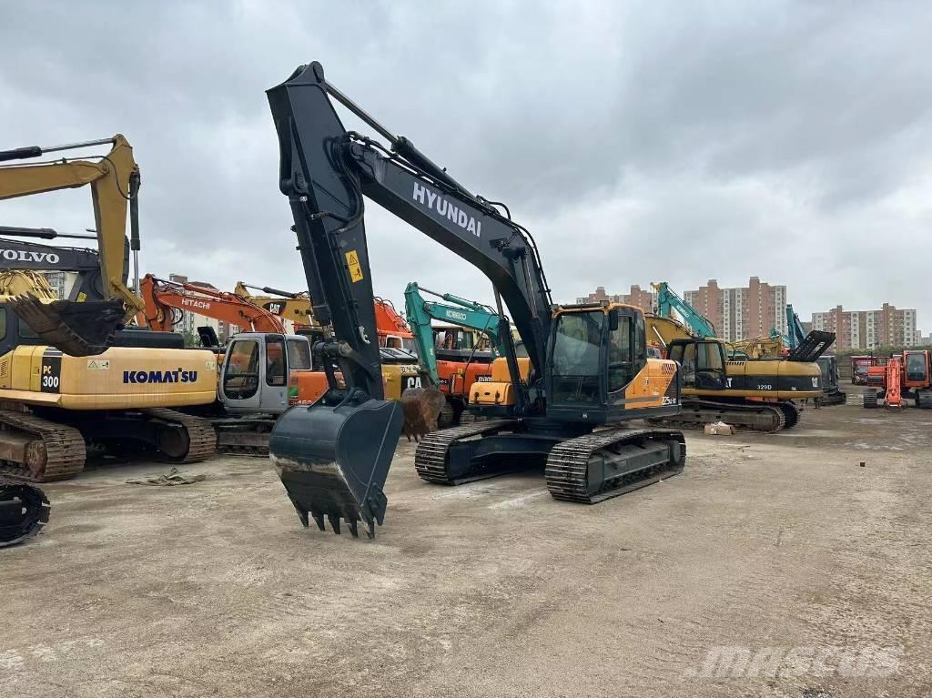 Hyundai 225 LC-9T Paletli ekskavatörler