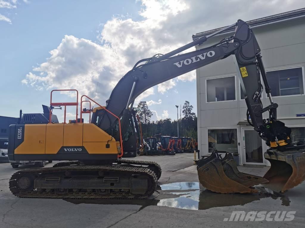 Volvo EC 220 E Paletli ekskavatörler