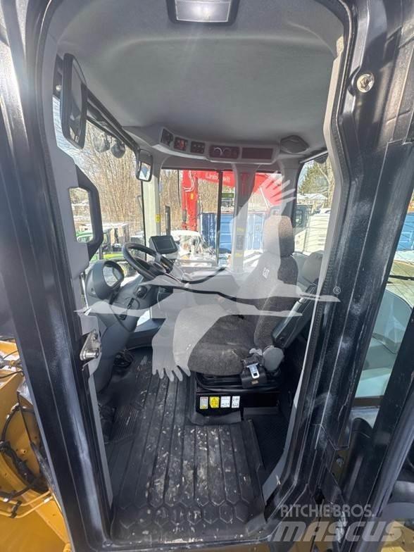 CAT 938M Tekerlekli yükleyiciler