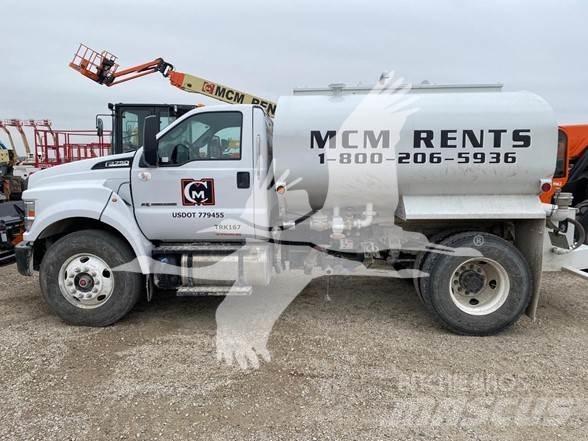F & R F750 Tomruk çekicileri