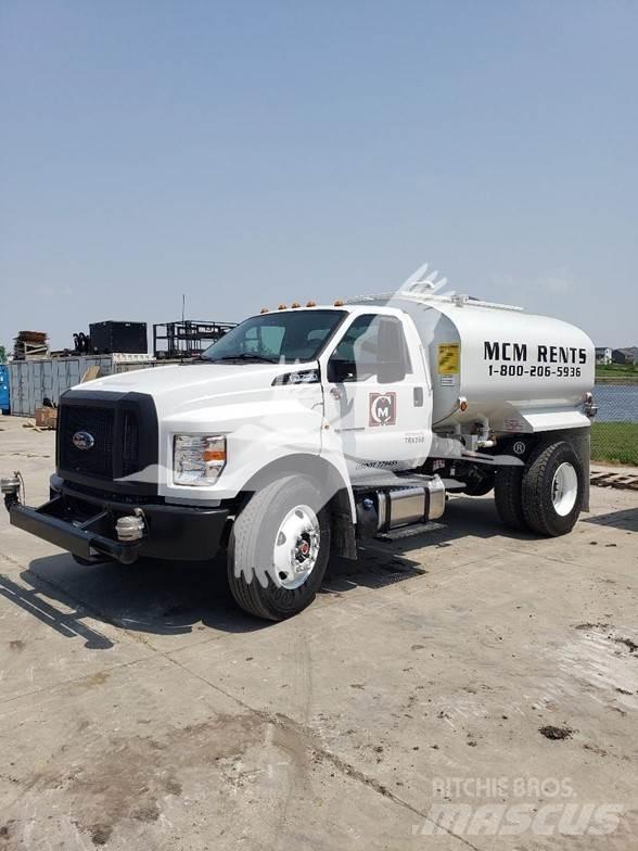 F & R F750 Tomruk çekicileri