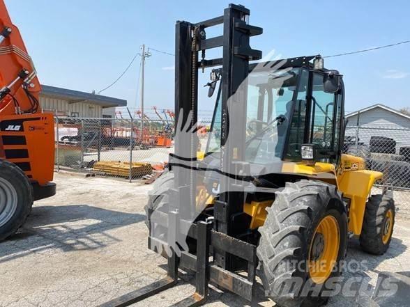 JCB 940 Arazi tipi forklift