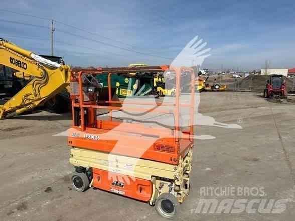 JLG 1930ES Makasli platformlar