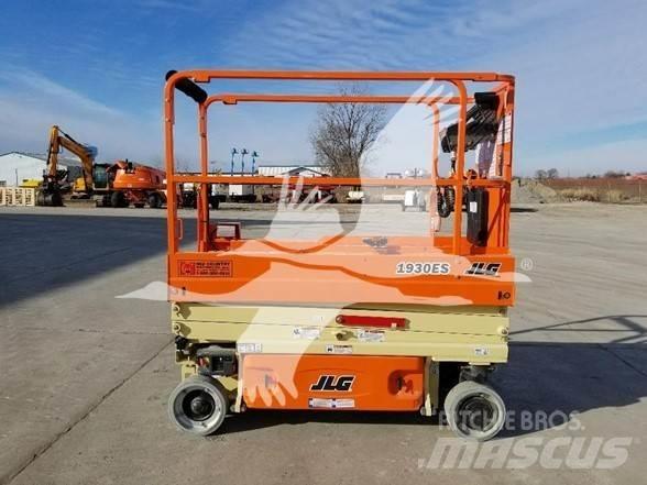 JLG 1930ES Makasli platformlar