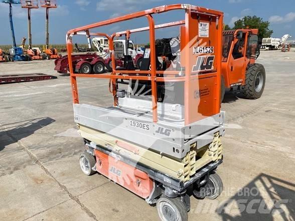 JLG 1930ES Makasli platformlar