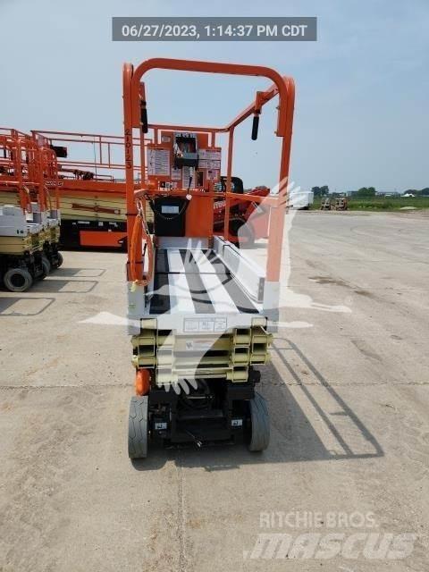 JLG 1930ES Makasli platformlar