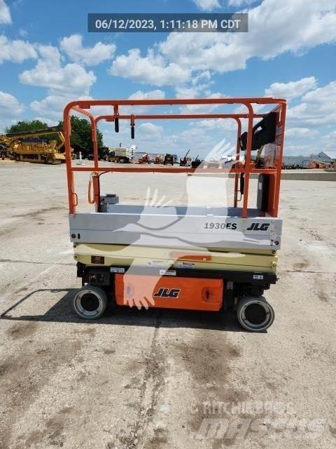 JLG 1930ES Makasli platformlar