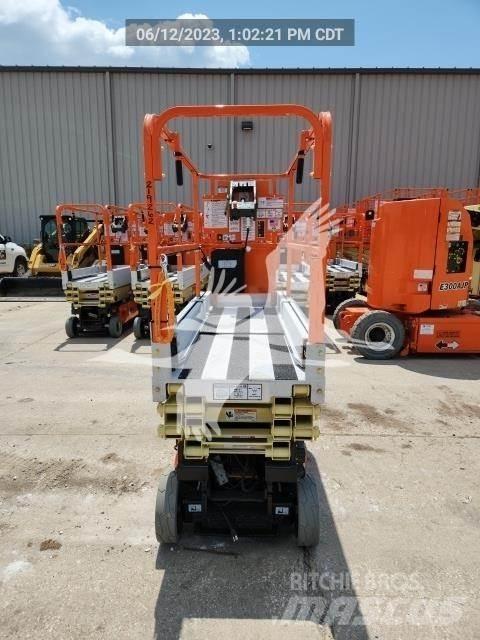 JLG 1930ES Makasli platformlar
