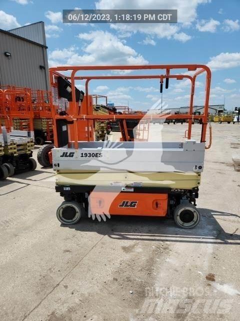 JLG 1930ES Makasli platformlar