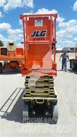 JLG 2632ES Makasli platformlar
