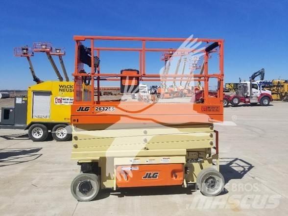 JLG 2632ES Makasli platformlar