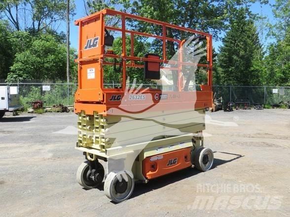 JLG 2632ES Makasli platformlar