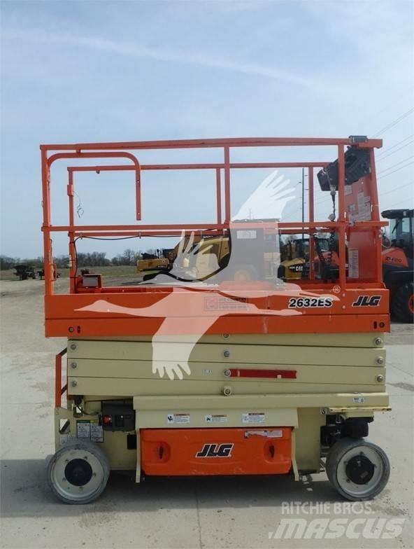 JLG 2632ES Makasli platformlar