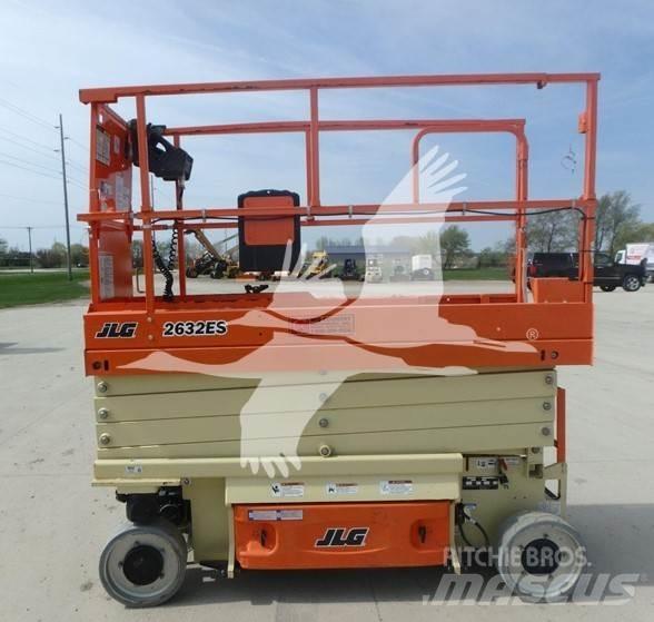 JLG 2632ES Makasli platformlar