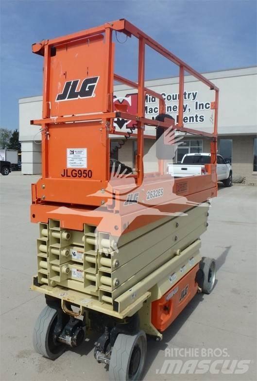 JLG 2632ES Makasli platformlar