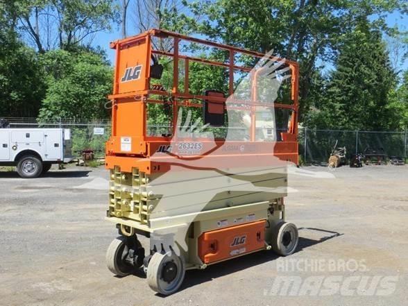 JLG 2632ES Makasli platformlar
