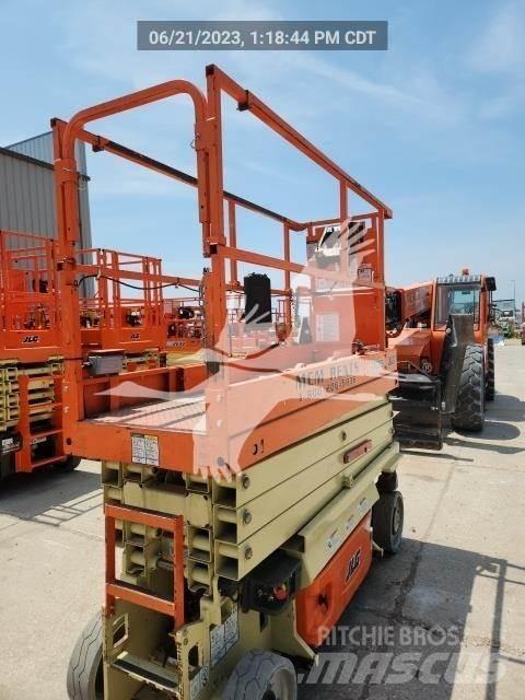 JLG 2632ES Makasli platformlar