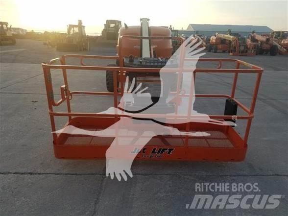JLG 400S Teleskopik personel platformları