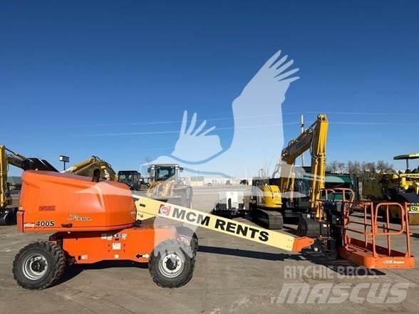 JLG 400S Teleskopik personel platformları