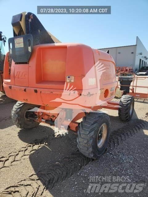 JLG 400S Teleskopik personel platformları