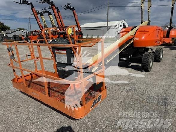 JLG 400S Teleskopik personel platformları
